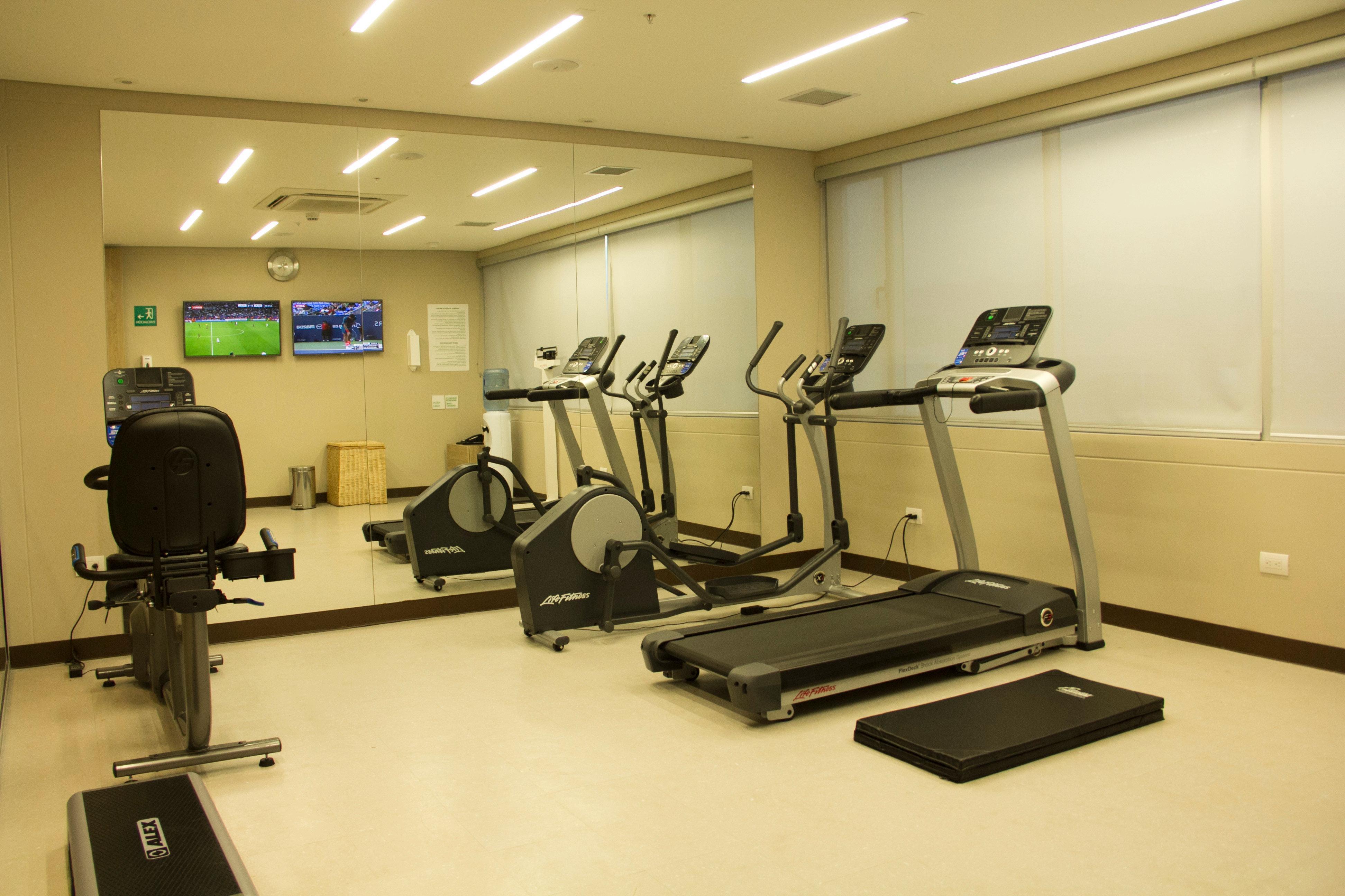 库库塔假日酒店 Cúcuta 外观 照片 The gym at the hotel
