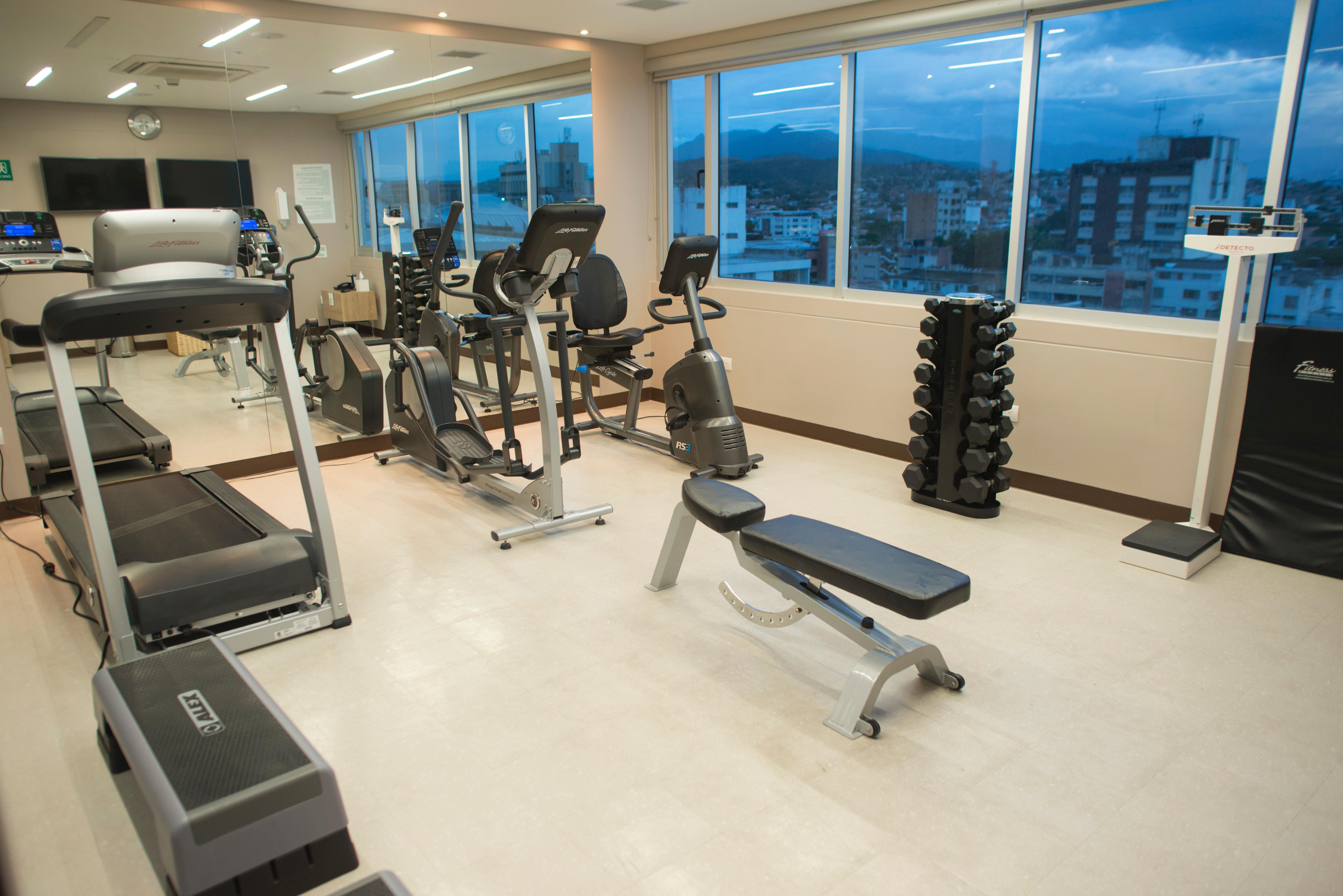 库库塔假日酒店 Cúcuta 外观 照片 A gym