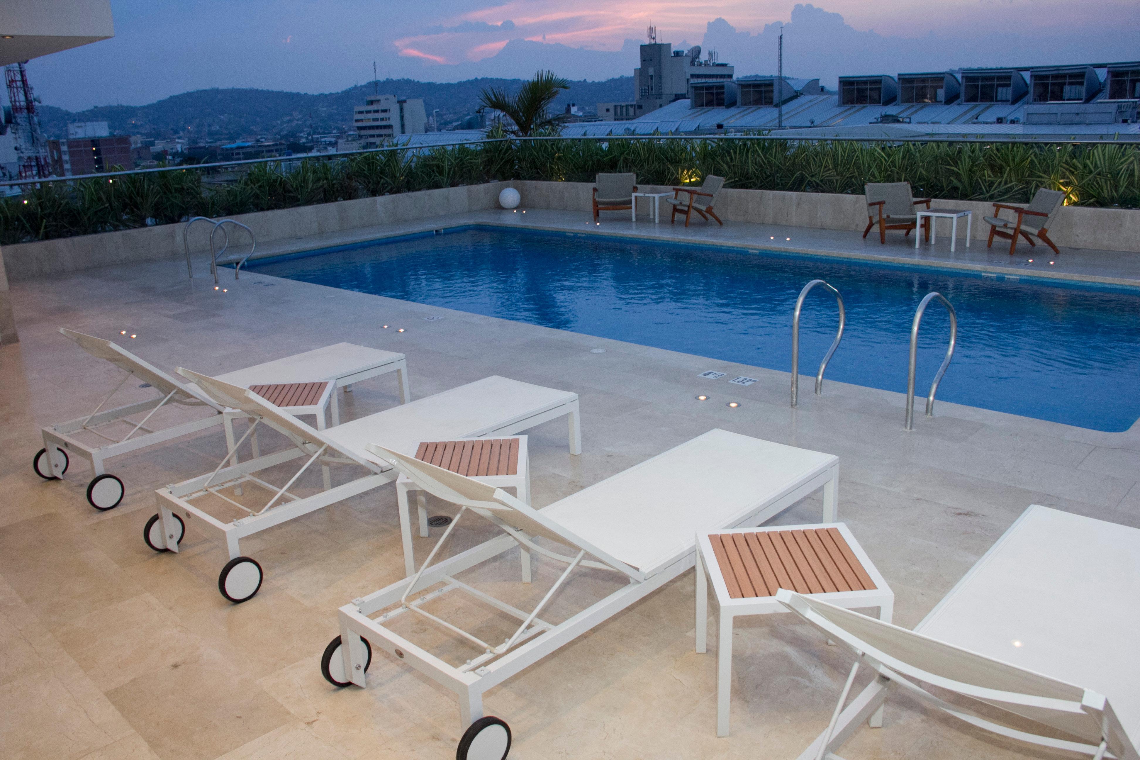 库库塔假日酒店 Cúcuta 外观 照片 Rooftop pool